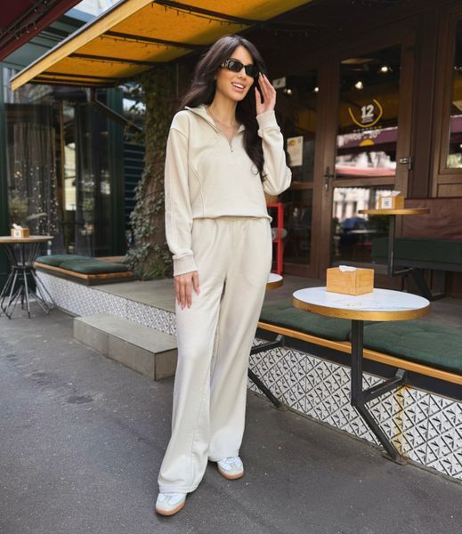 Suit Cassandra Beige