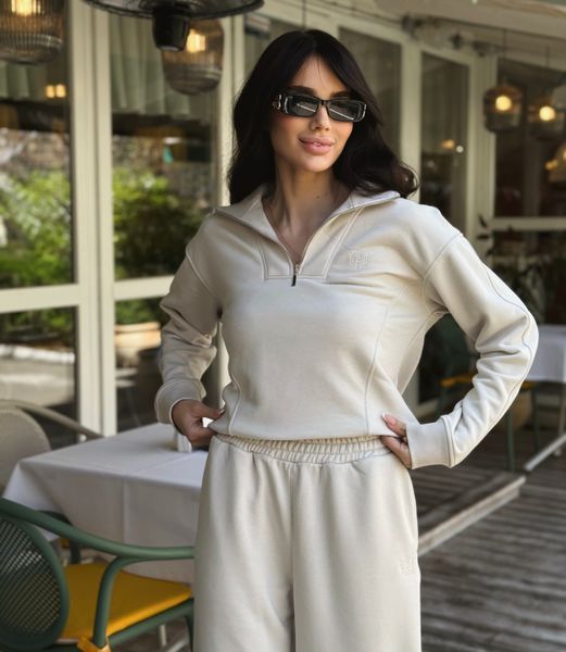 Suit Cassandra Beige