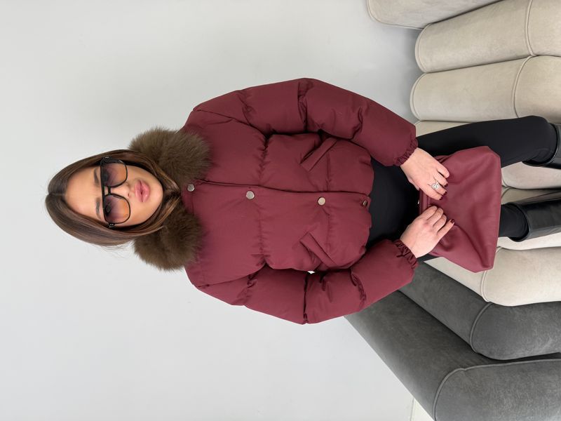 Wine puffer with Finnish fox fur in light sable